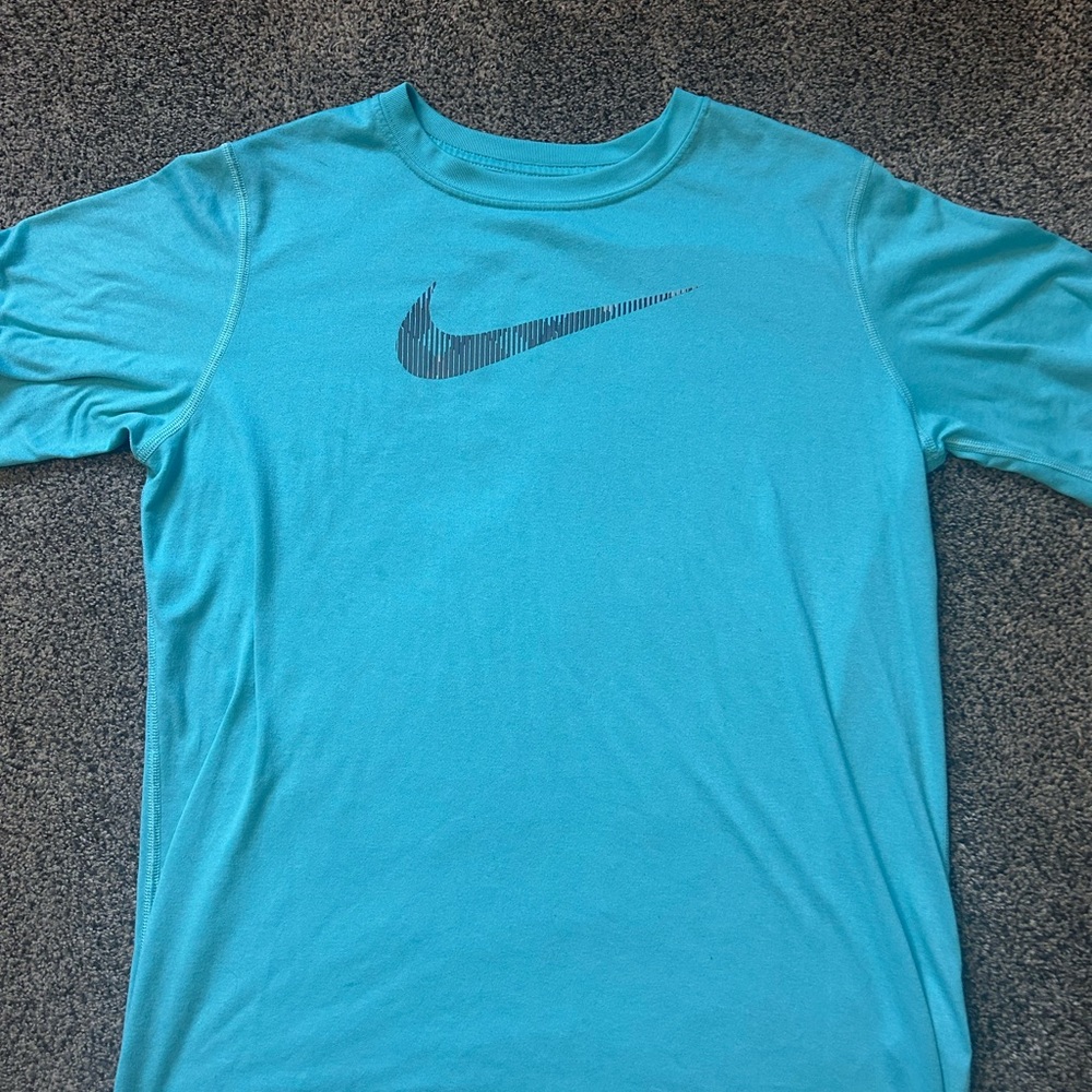 Nike women’s Aqua Blue Short Sleeve Tee
